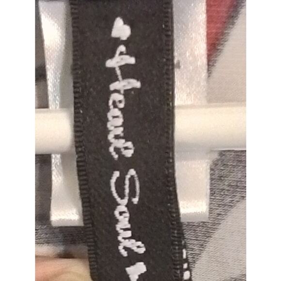 Heart Soul ; Multicolor blouse with black cummerbund and sliver clasp - Picture 7 of 8